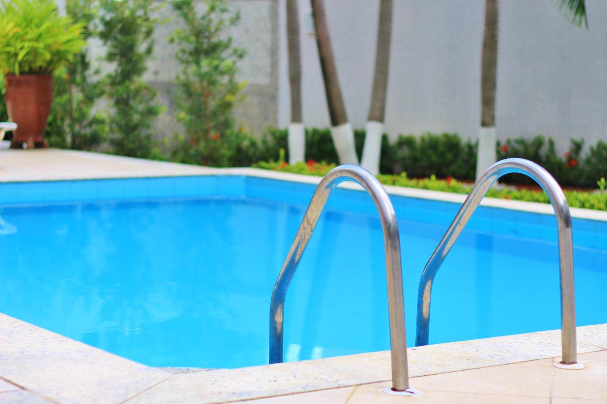Apartamento Em Frente Ao Shopping Itaigara - Apartamento