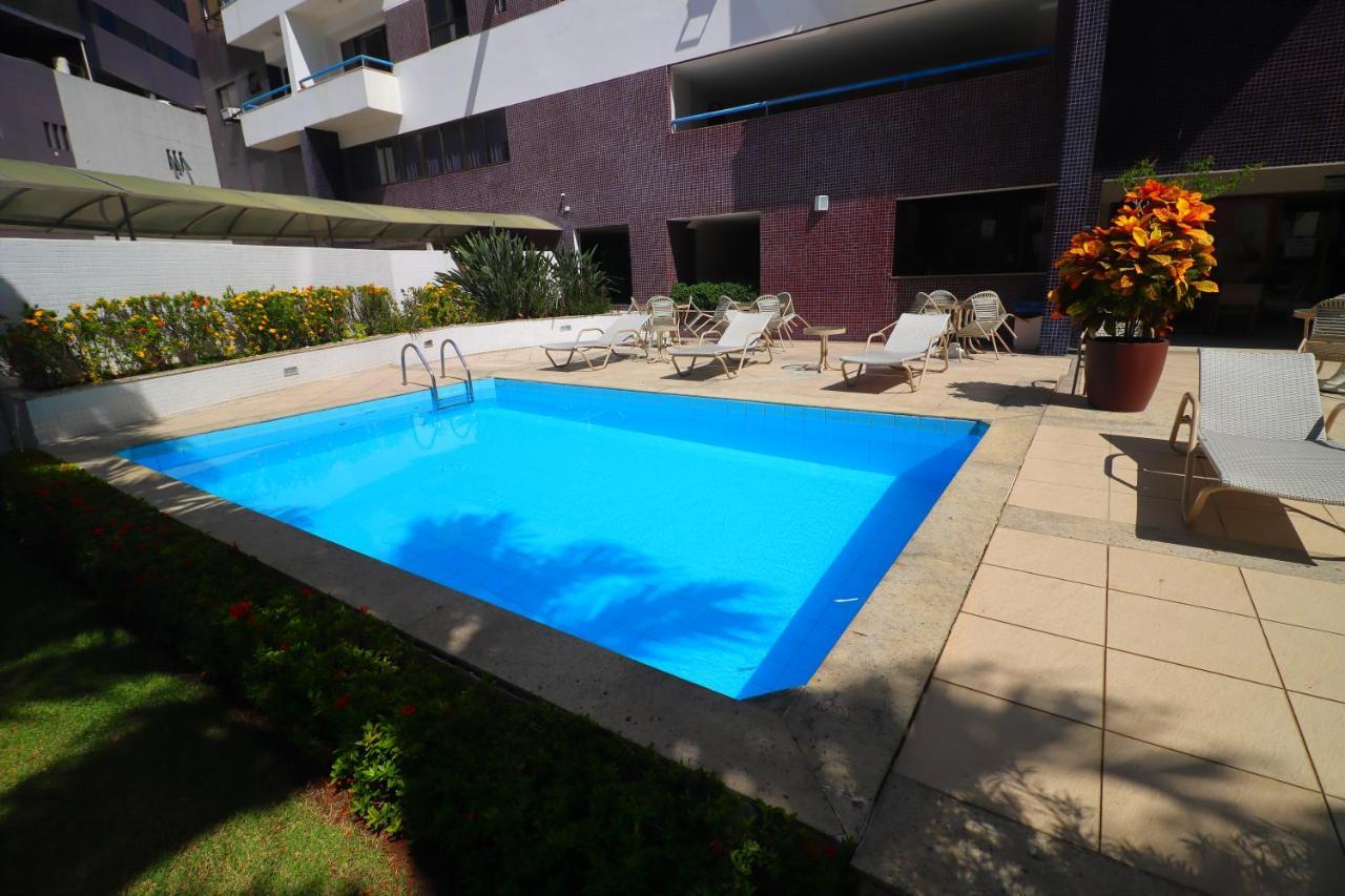 Apartamento Em Frente Ao Shopping Itaigara - * Salvador