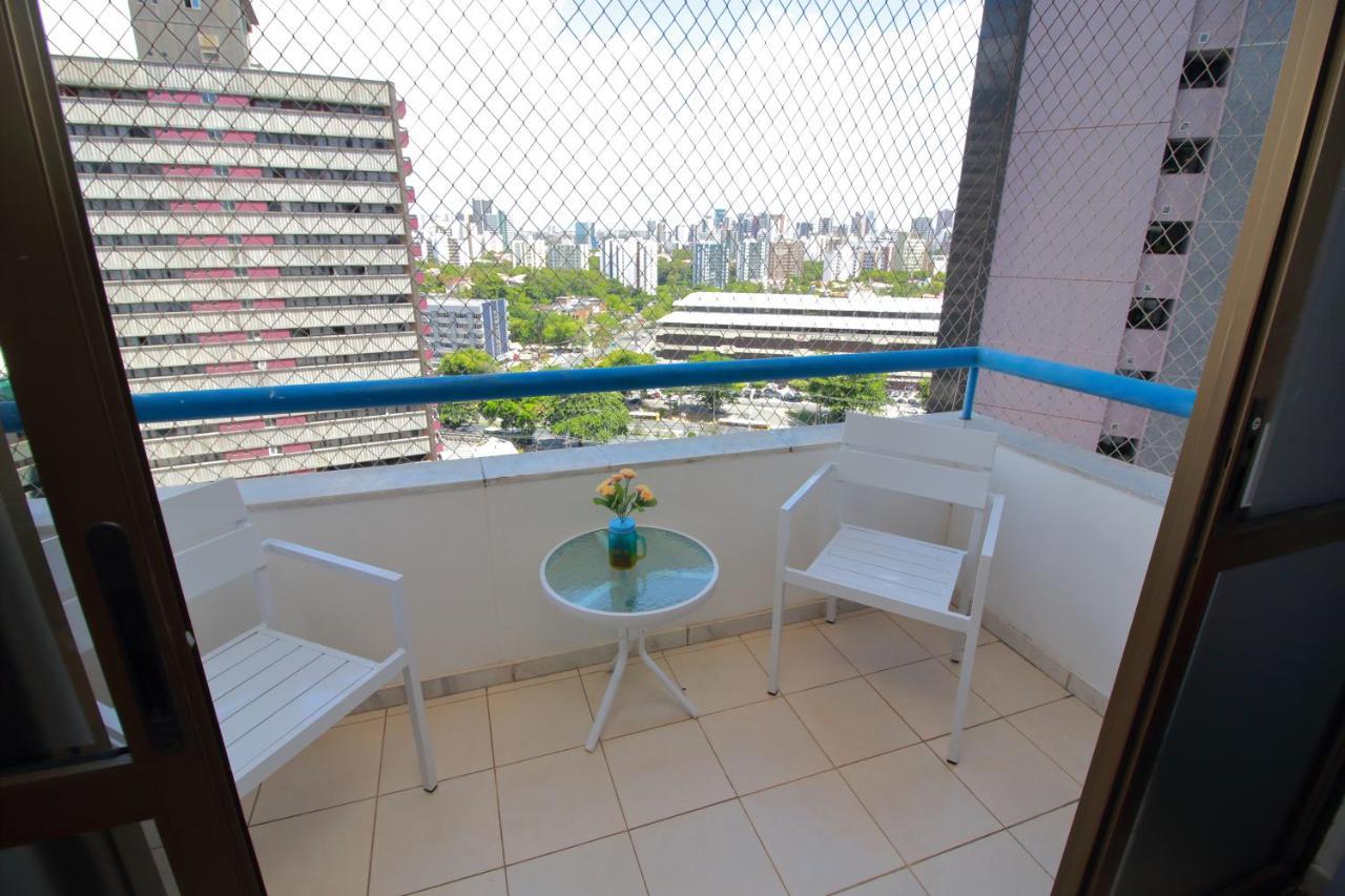 Apartment Apartamento Em Frente Ao Shopping Itaigara - Salvador