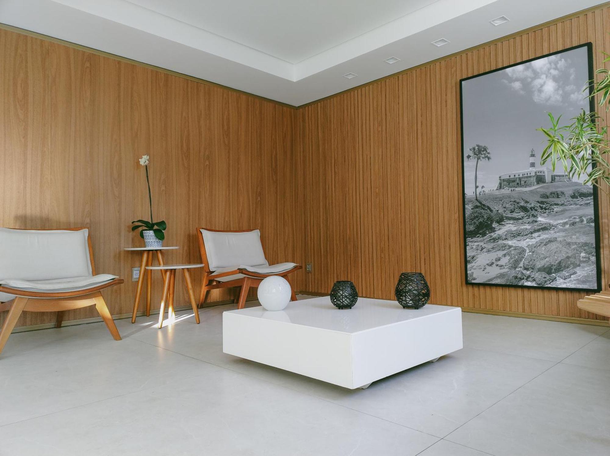 Apartamento Em Frente Ao Shopping Itaigara - *